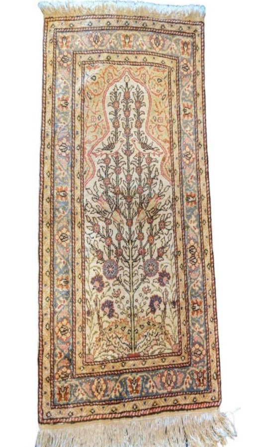 100 x 60 cm Silk Anatolian Harake Gold Small Rug - Rugoutlet