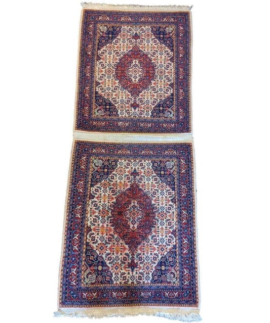 83 x 64 cm saroq joint Tribal Red Small Rug - Rugoutlet
