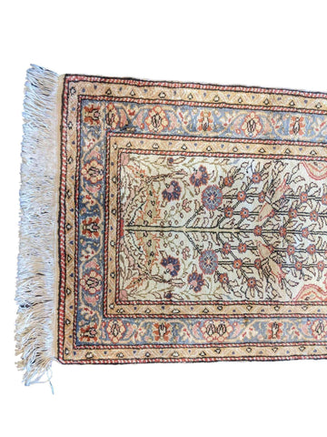 100 x 60 cm Silk Anatolian Harake Gold Small Rug - Rugoutlet