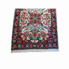 108 x 75 cm Fine Sarouk Traditional Red Rug - Rugoutlet