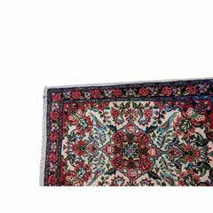 108 x 75 cm Fine Sarouk Traditional Red Rug - Rugoutlet