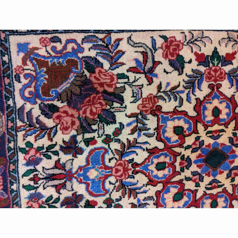 120 x 76 cm Fine Persian Saroq Traditional Beige Small Rug - Rugmaster