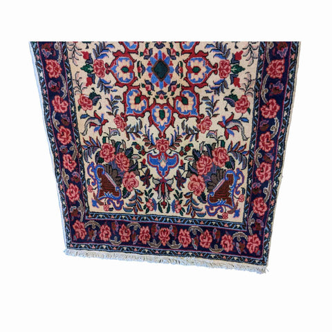 120 x 76 cm Fine Persian Saroq Traditional Beige Small Rug - Rugmaster