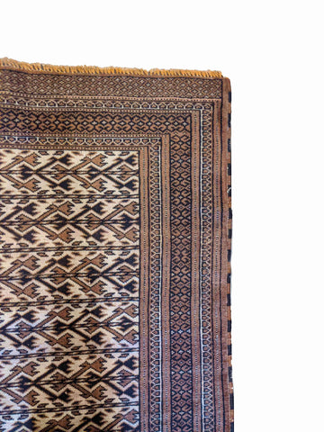 138 x 100 cm Fine Persian Baluch Prayer Traditional Brown Rug - Rugoutlet