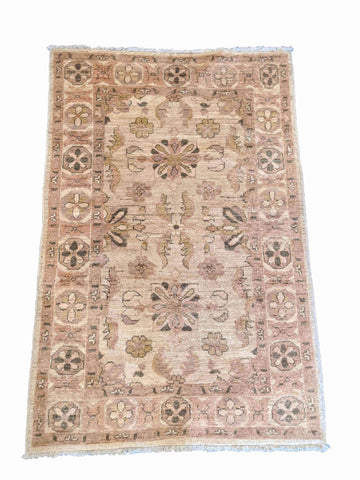 147 x 195 cm Ziegler Beige Rug - Rugoutlet