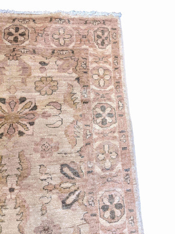 147 x 195 cm Ziegler Beige Rug - Rugoutlet