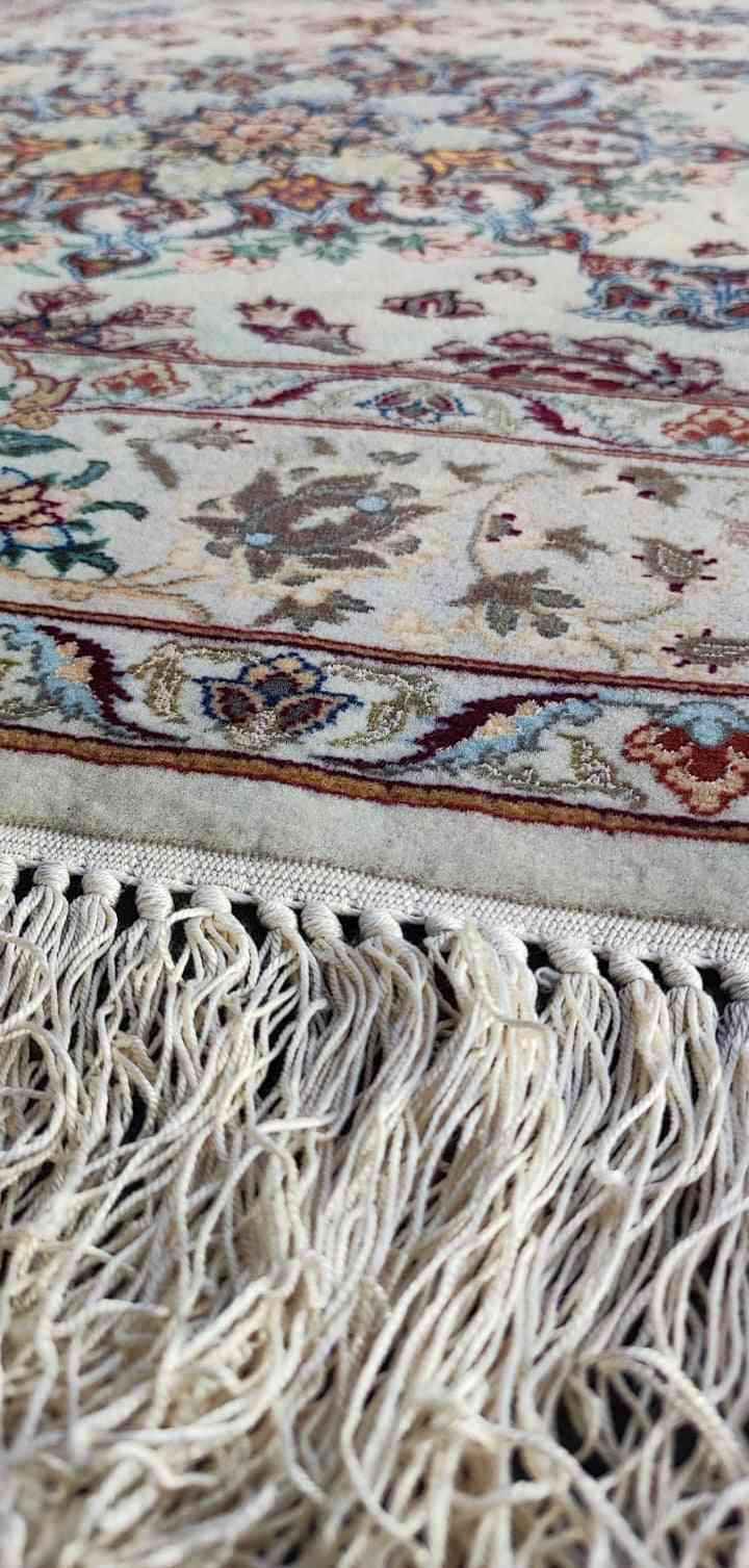 148 x 103 cm Persian Isfahan Traditional Grey Rug - Rugoutlet