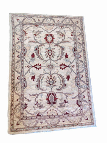 150 x 104 cm Ziegler Beige Rug - Rugoutlet