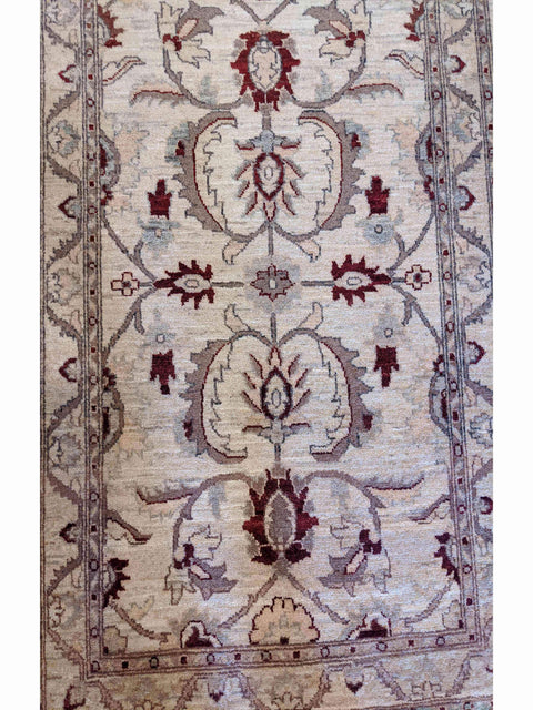 150 x 104 cm Ziegler Beige Rug - Rugoutlet
