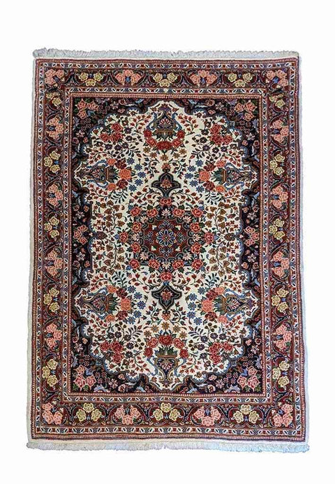 150 x 112 cm Fine Saroq Traditional Multi coloured Rug - Rugoutlet