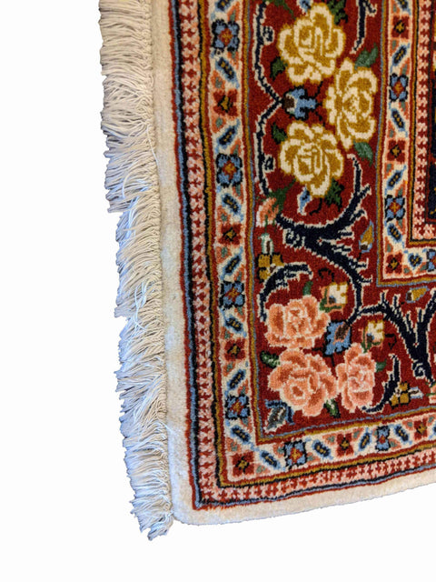 150 x 112 cm Fine Saroq Traditional Multi coloured Rug - Rugoutlet