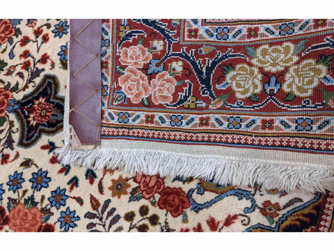 150 x 112 cm Fine Saroq Traditional Multi coloured Rug - Rugoutlet