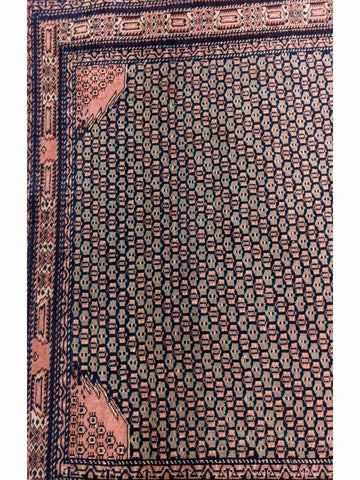 150 x 115 cm Armenian Geometric Pink Rug - Rugoutlet
