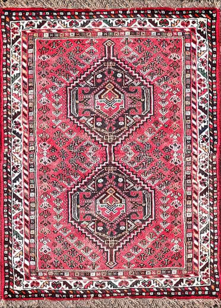 152 x 105 cm Gorgeous Persian Nomad Shiraz Traditional Red Rug - Rugoutlet