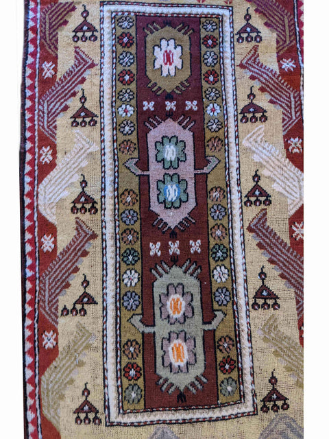 152 x 92 cm Old Turkish Milas Antique Multi coloured Rug - Rugoutlet