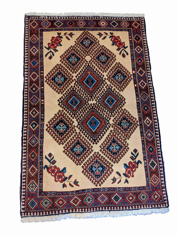 155 x 102 cm Yalameh Tribal Beige Rug - Rugoutlet