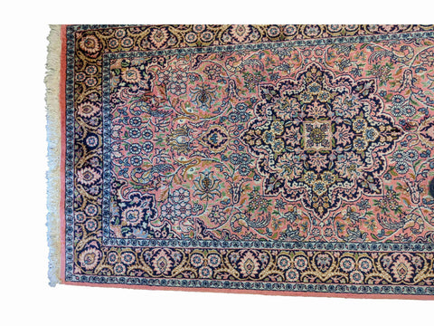 158 x 195 cm Kashmir Silk Traditional Pink Rug - Rugoutlet