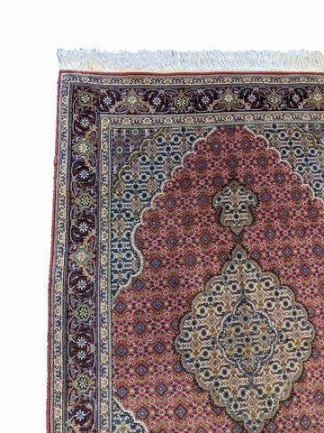 160 x 102 cm Tabriz Mahi Traditional Red Rug - Rugoutlet