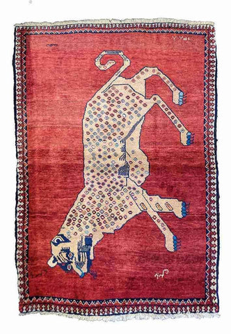 163 x 110 cm nomadic qashqai Tribal Red Lion Rug - Rugoutlet