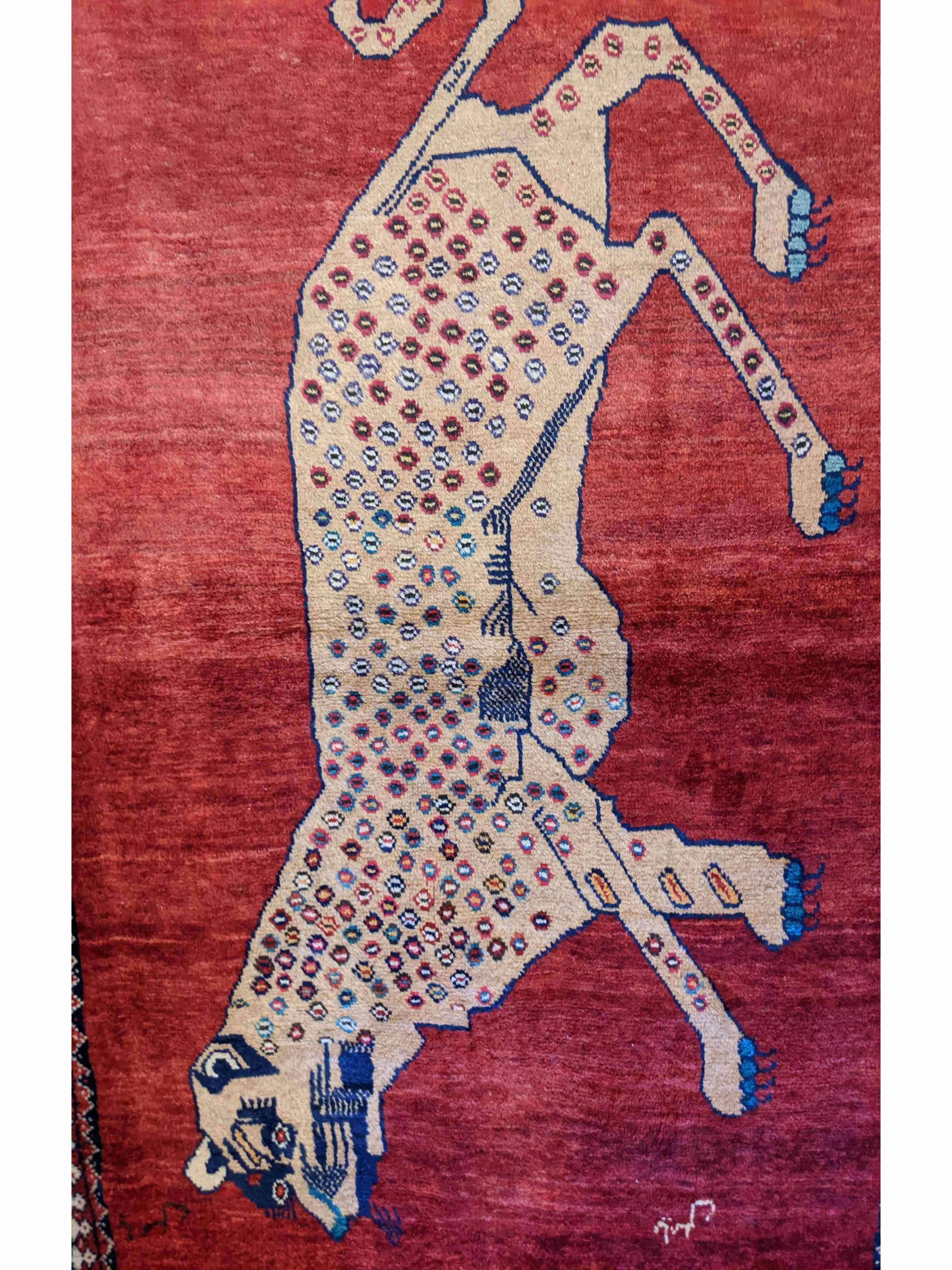 163 x 110 cm nomadic qashqai Tribal Red Rug - Rugmaster