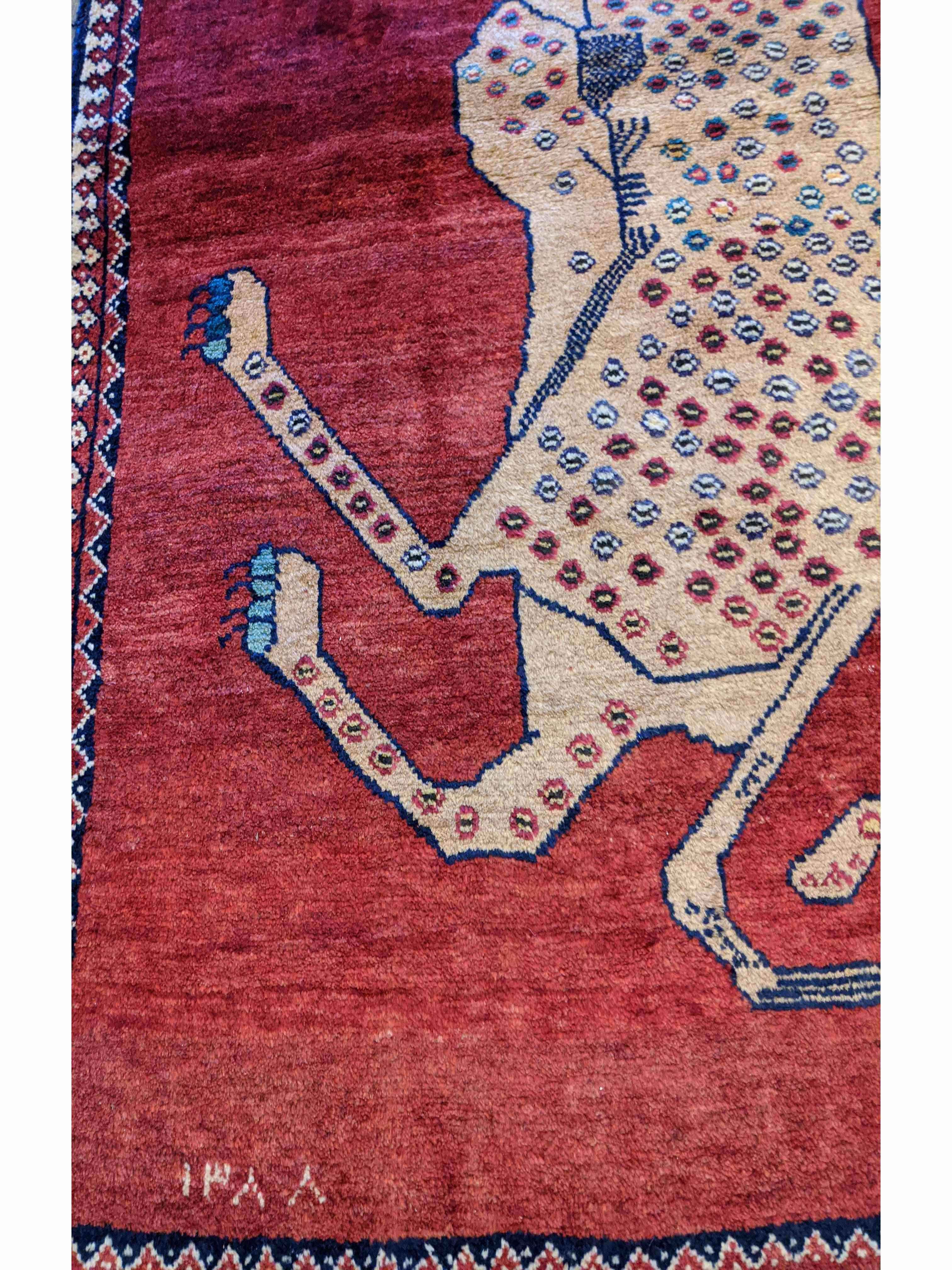 163 x 110 cm nomadic qashqai Tribal Red Lion Rug - Rugoutlet