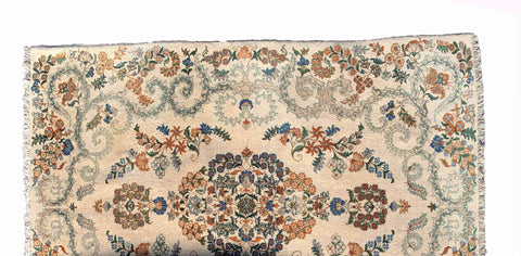 170 x 107 cm Kashan Traditional Beige Rug - Rugoutlet