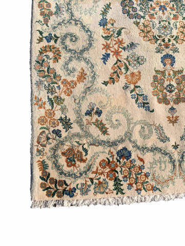 170 x 107 cm Kashan Traditional Beige Rug - Rugoutlet