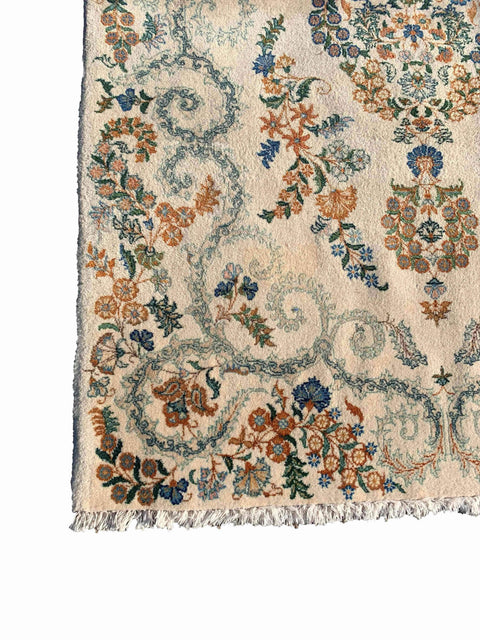 170 x 107 cm Kashan Traditional Beige Rug - Rugoutlet