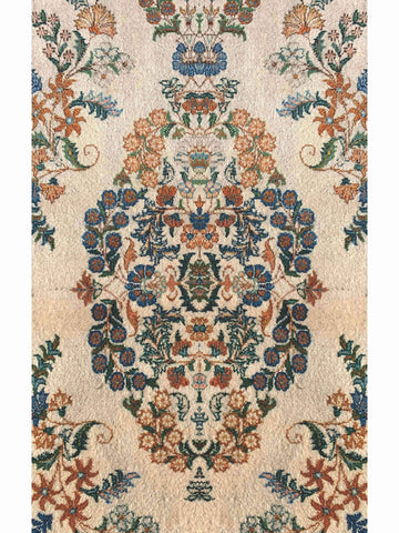 170 x 107 cm Kashan Traditional Beige Rug - Rugoutlet