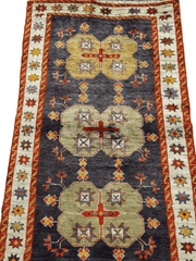 170 x 108 cm Persian tribal Qashqai Tribal Tan Rug - Rugmaster