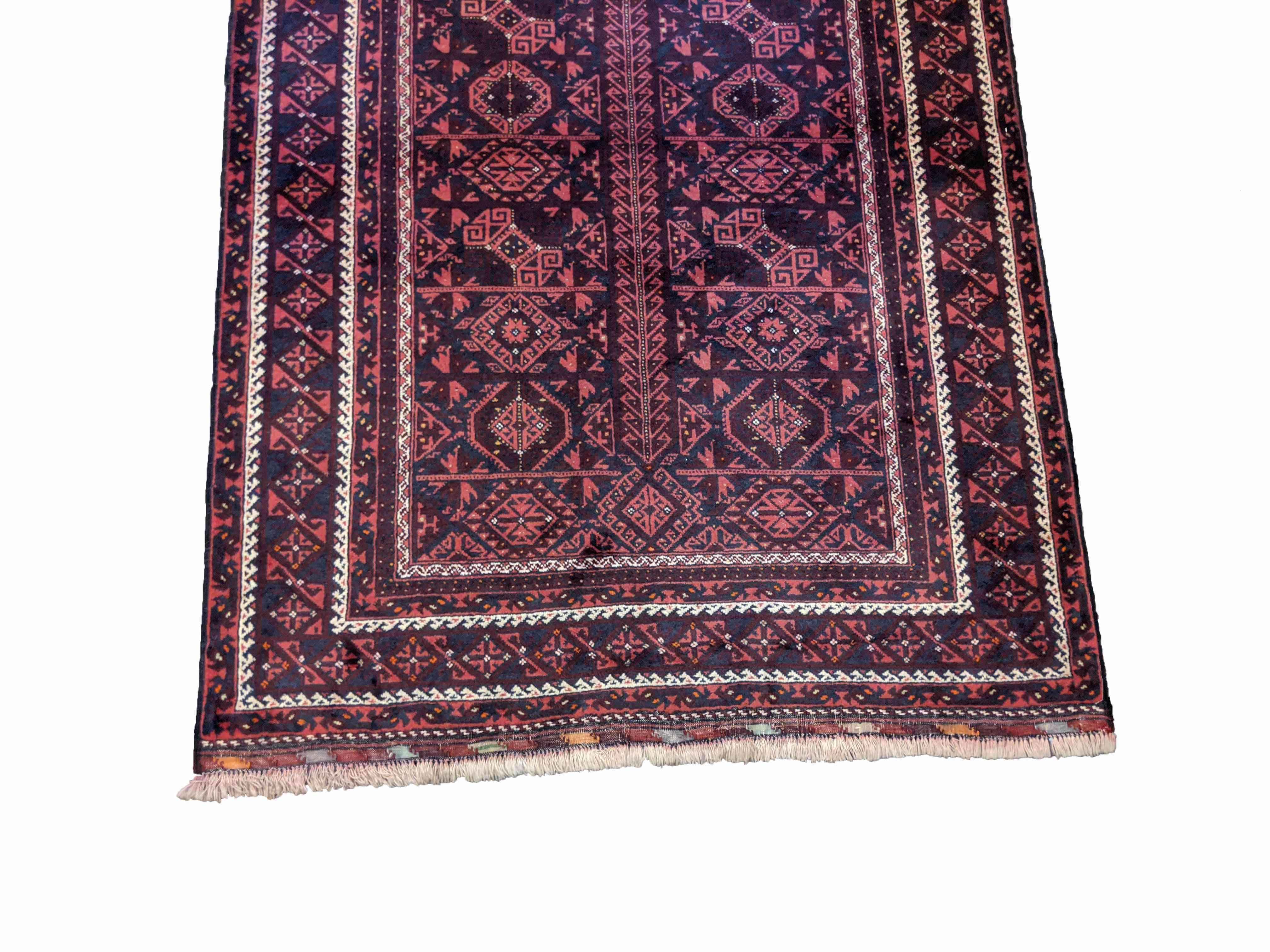 170 x 122 cm Fine Old nomadic Persian Baluch Tribal Purple Rug - Rugoutlet