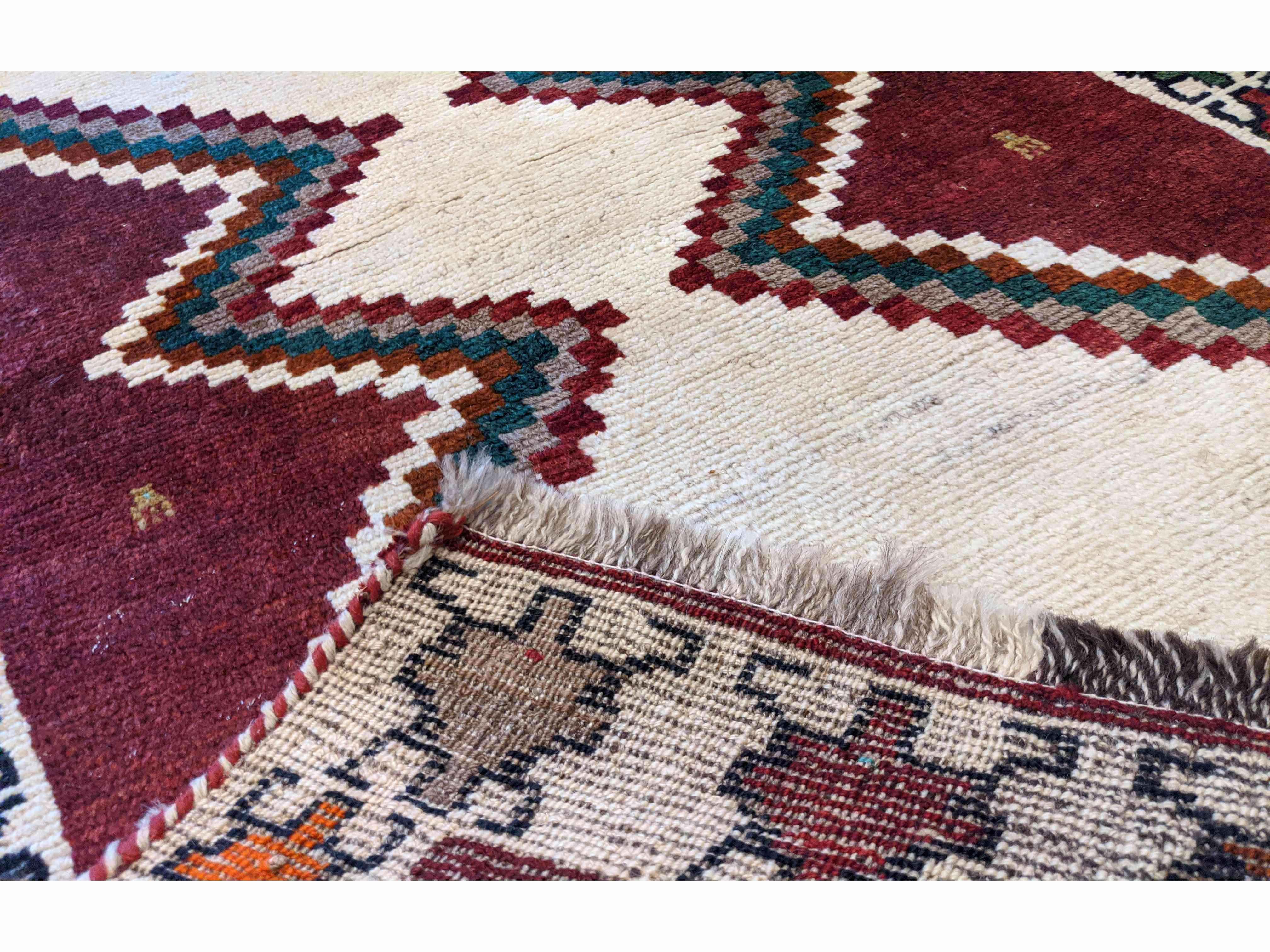 170 x 83 cm Shiraz Traditional Brown Rug - Rugmaster