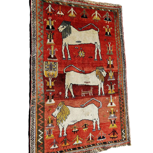 171 x 115 cm Persian Shiraz Qashqai Tribal Lion Design Red Rug - Rugmaster