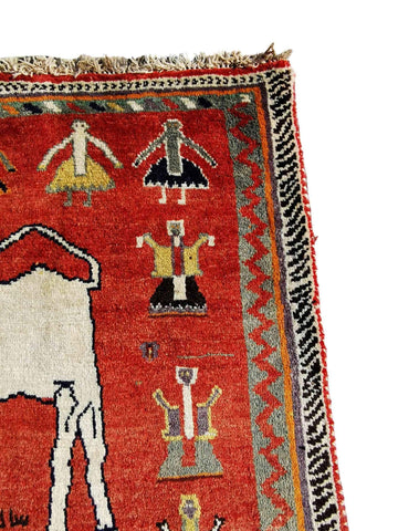171 x 115 cm Persian Shiraz Qashqai Tribal Lion Design Red Rug - Rugmaster