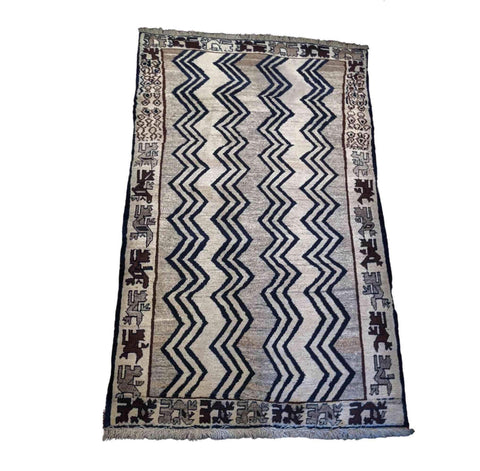 172 x 108 cm Qashqai Persian Tribal Grey Rug - Rugmaster