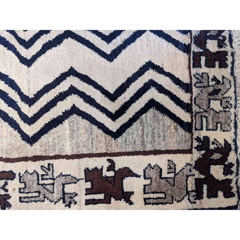 172 x 108 cm Qashqai Persian Tribal Grey Rug - Rugmaster