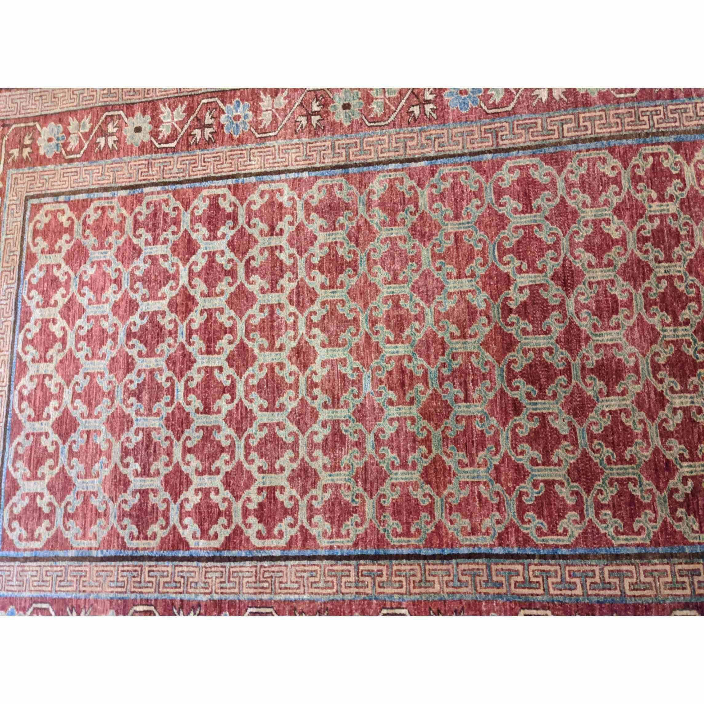 173 x 125 cm Natural Dye Brown Rug - Rugoutlet