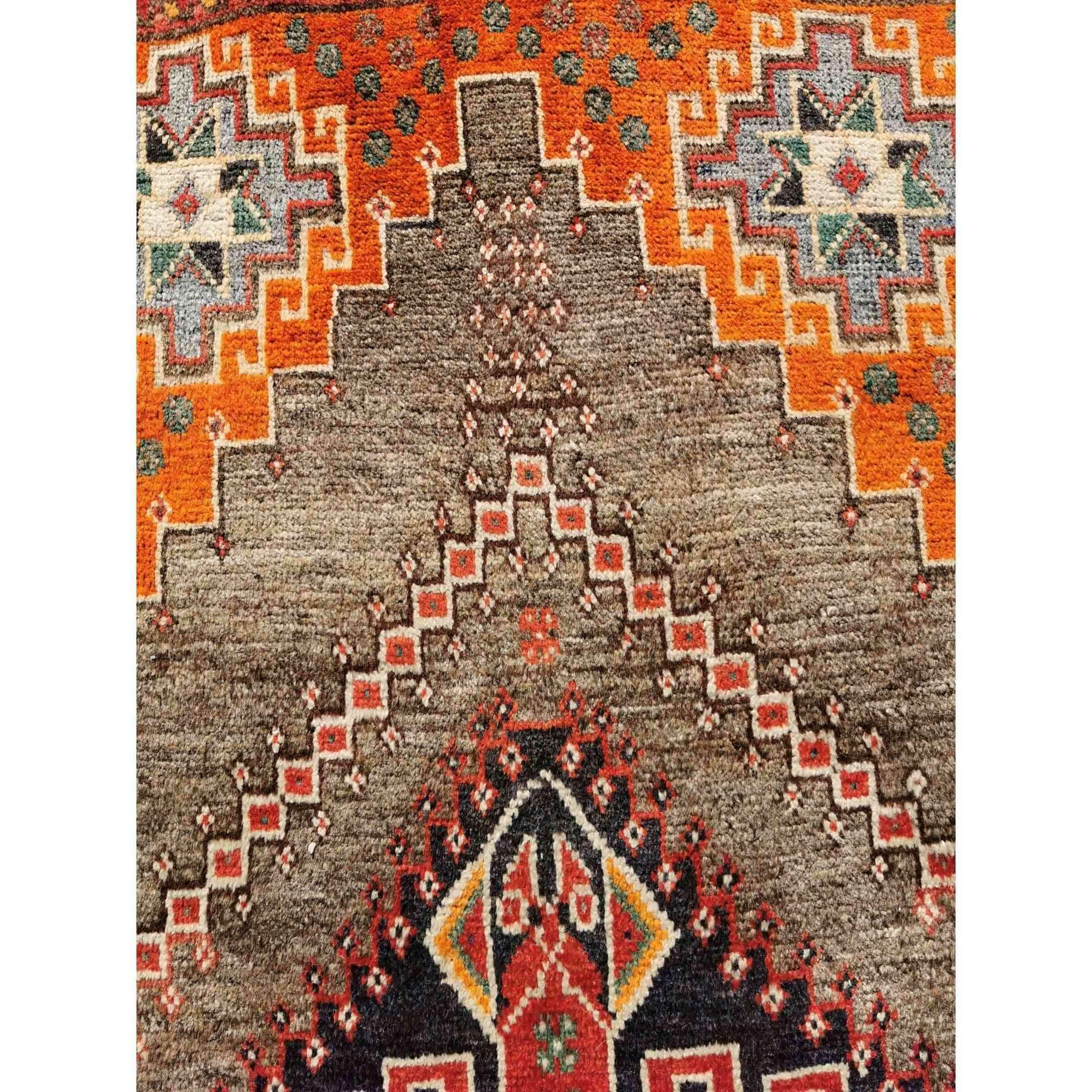 174 x 110 cm Persian Qashqai Persian Tribal Orange Rug - Rugmaster