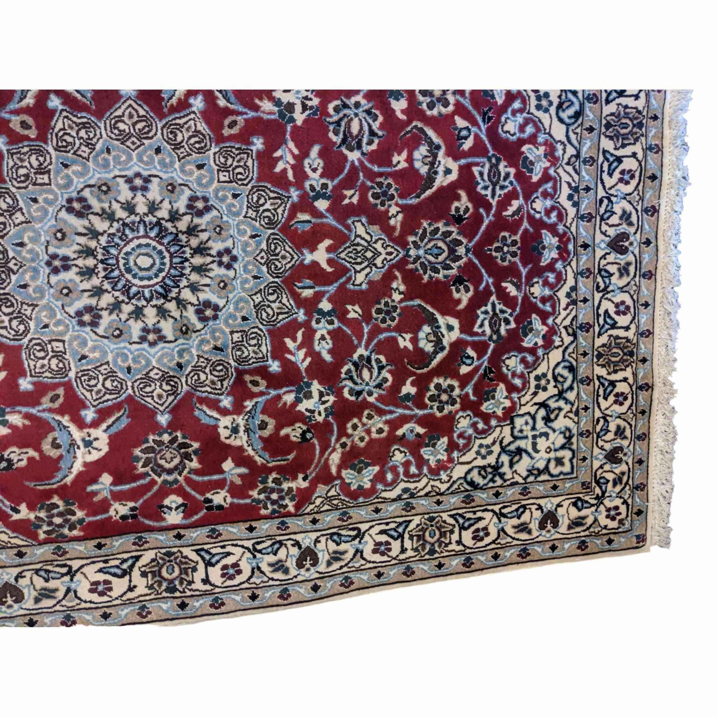 174 x 114 cm Persian Nain Traditional Magenta Rug - Rugmaster