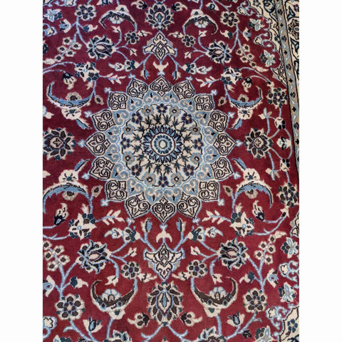 174 x 114 cm Persian Nain Traditional Magenta Rug - Rugoutlet