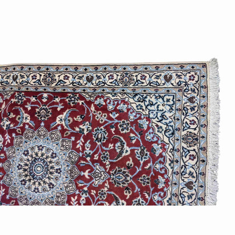 174 x 114 cm Persian Nain Traditional Magenta Rug - Rugoutlet