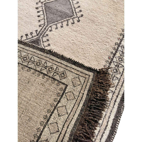 180 x 122 cm Qashqai Tribal Grey Rug - Rugmaster