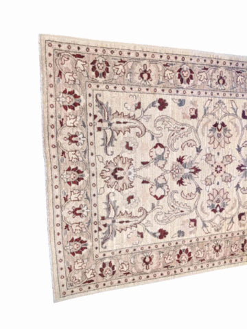 181 x 118 cm Ziegler Beige Rug - Rugoutlet