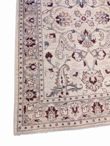 181 x 118 cm Ziegler Beige Rug - Rugoutlet