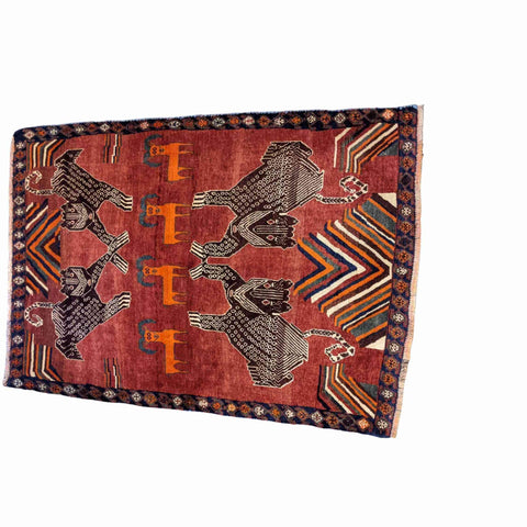 182 x 122 cm Qashqai Tribal Red Lion Rug - Rugoutlet