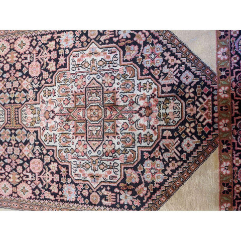182 x 126 cm Silk Traditional Red Rug - Rugoutlet