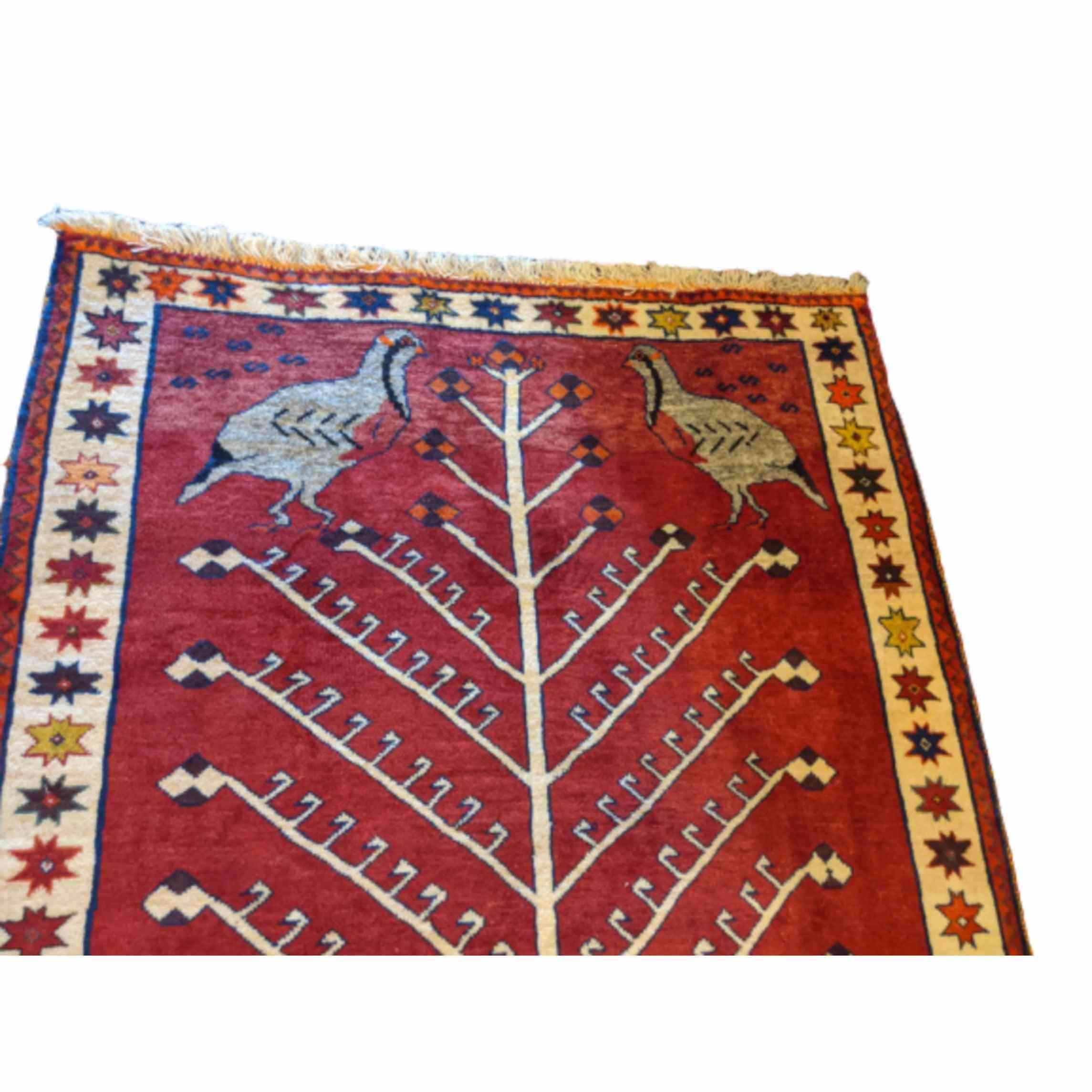 183 x 125 cm Qashqai Tribal Red Rug - Rugoutlet