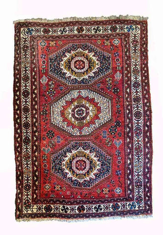 186 x 116 cm Shiraz Traditional Red Rug - Rugoutlet