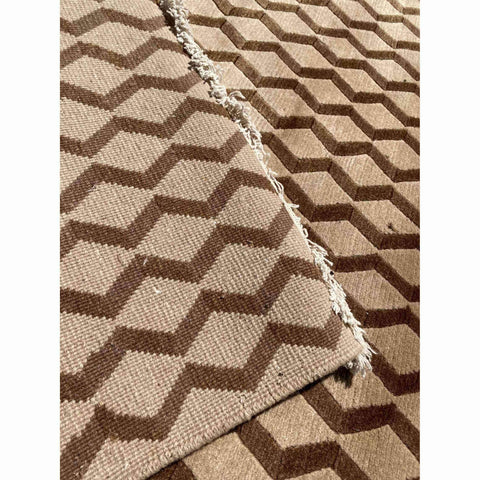 187 x 122 cm Hand made Modern Brown Rug - Rugmaster
