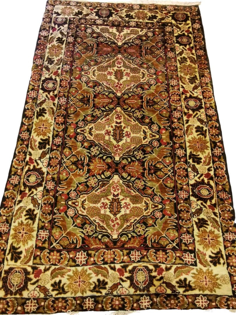 190 x 111 cm Persian Baluch Traditional Brown Rug - Rugoutlet